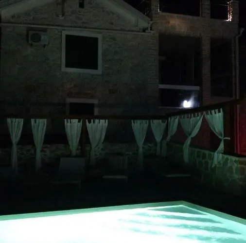 Cherie * Sutomiscica